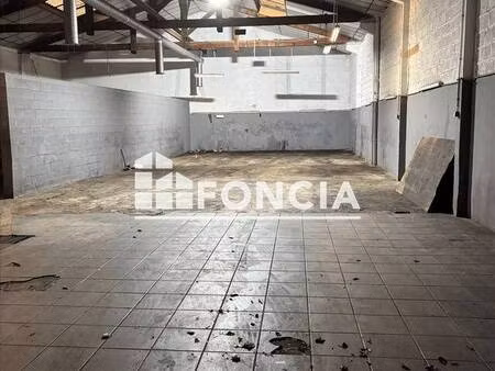 local commercial à louer