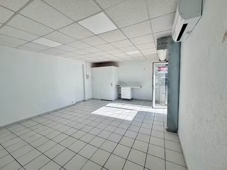 local d'activités à louer