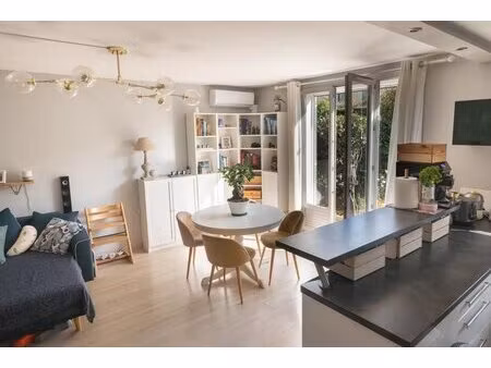 charmante maison moyenne t4 avec jardin - carré de soie