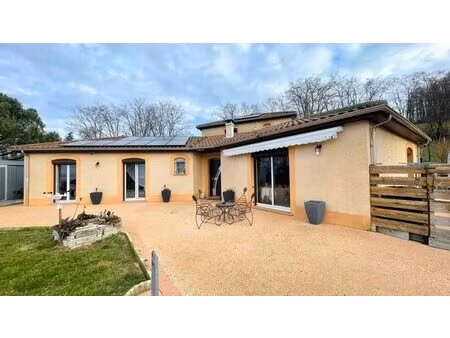 charmante maison 172 m²  thizy-les-bourgs