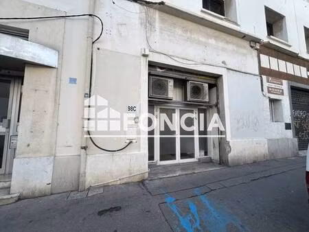 local commercial à louer