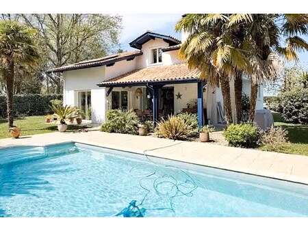 maison de luxe à vendre à bayonne