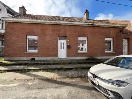 à découvrir sans tarder : maison 4 façades à fort potentiel