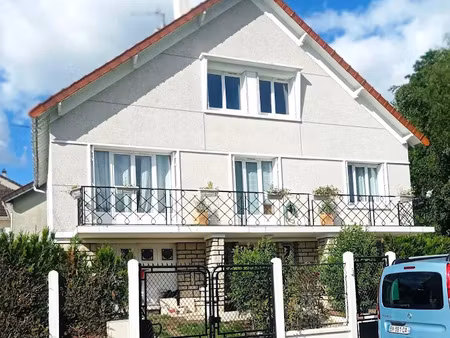 vente maison 9 pièces 179 m² à annecy (74000)  630 000 €