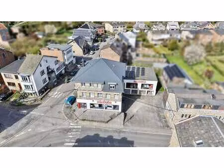 option ! immeuble commercial de 500m2 + 4 appartements