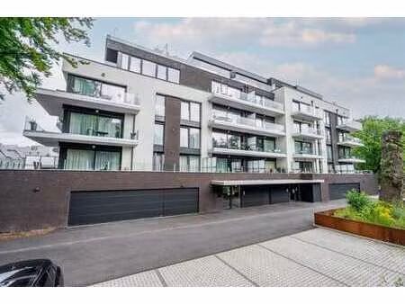 penthouse contemporain avec terrasse plein sud
