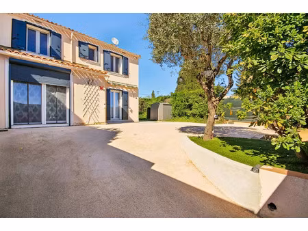 vente maison 5 pièces 106 m² à cogolin (83310)  560 000 €