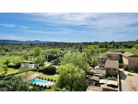 vente maison 27 pièces 890 m² à lauris (84360)  4 700 000 €