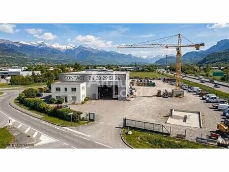 local d'activités à louer