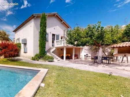 particulier vend maison