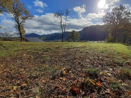 terrain constructible viabilisé à vendre