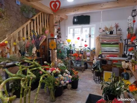 boutique 58 m² la roque-d'anthéron