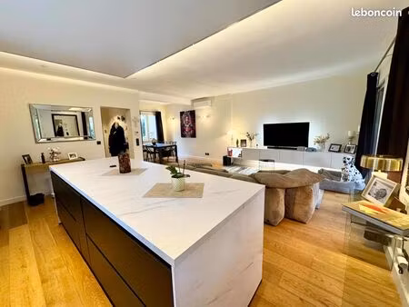 maison rénovée 90 m² – jardin  terrasse  carport – aix célony