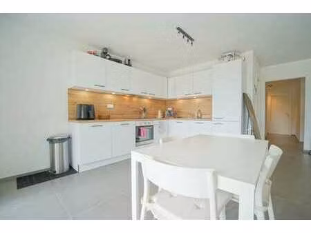 appartement basses énergies lumineux au 1er étage