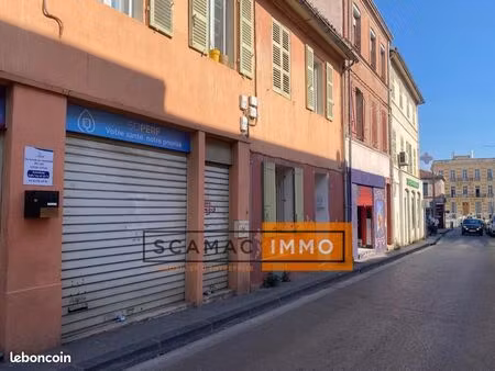 local commercial 82 m²