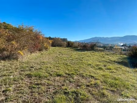 terrain constructible à vendre