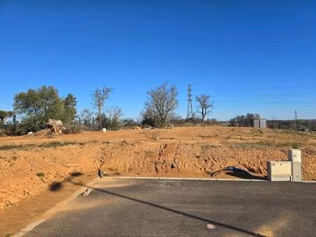 terrain constructible viabilisé à vendre