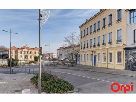 appartement sathonay-camp 46 m² t-2 à vendre  209 000 €