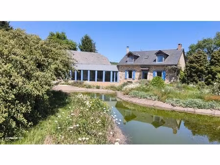 maison d'artiste avec vue