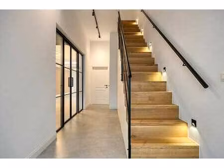 maison de maître rénovée avec jardin orienté sud