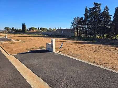 terrain constructible viabilisé à vendre