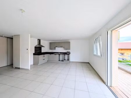 appartement 4 pièces de 77 m2 en vente à prémanon