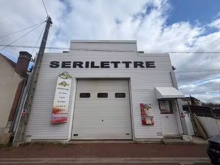 local d'activités à vendre