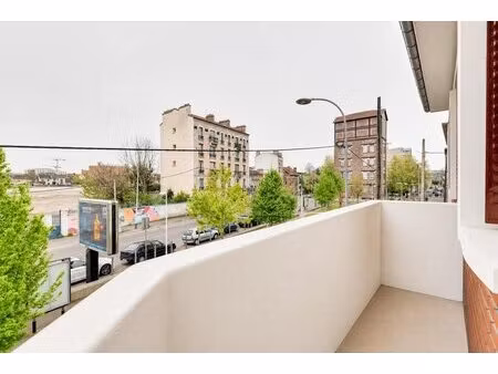 appartement 5 pièces de 126 m² sur 3 niveaux avec balcon  jardin