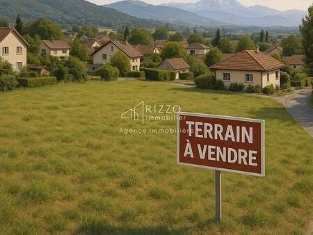 terrain constructible à vendre