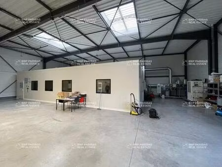 local d'activités à louer