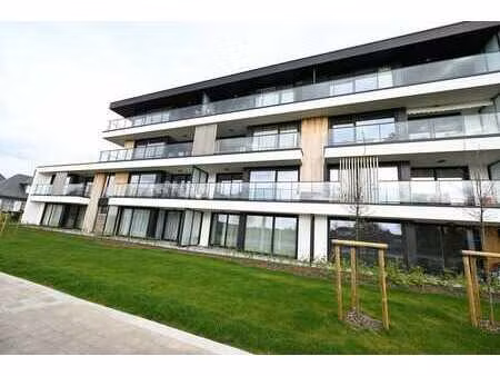 appartement met terras & uitzicht op groen