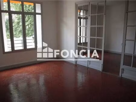 local commercial à louer