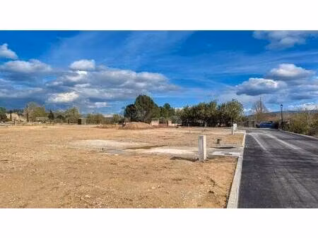 terrain constructible viabilisé à vendre