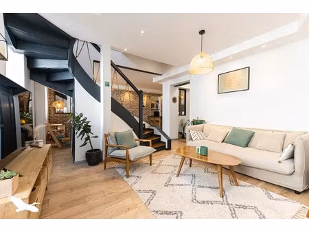 vente maison 5 pièces 101 m² pau (64000)