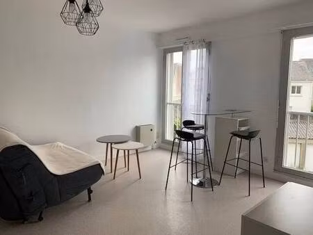 mme. coralie le guevello