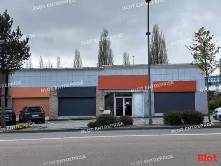 local commercial à louer