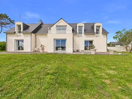 vente maison bord de mer à penmarch (29760) : à vendre bord de mer / 241m² penmarch