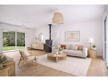 croissy - centre - maison à vendre - 5 chambres - 197m² - terrain 880m²