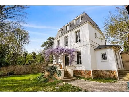 le vésinet - centre - maison à vendre - 6 chambres - 150m² - dépendance - terrain 563m²