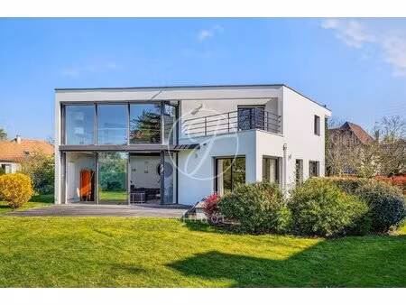 le vésinet - sud - maison à vendre - 5 chambres -225m² - terrain de 1500m².