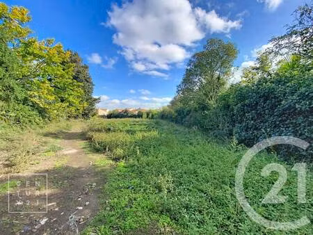terrain constructible viabilisé à vendre