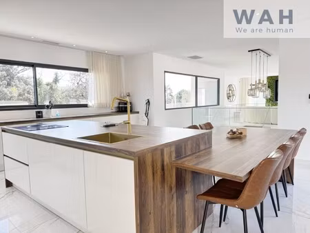 villa de luxe à vendre à sommières