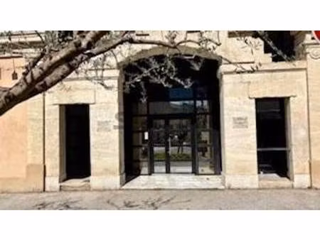 local commercial à vendre