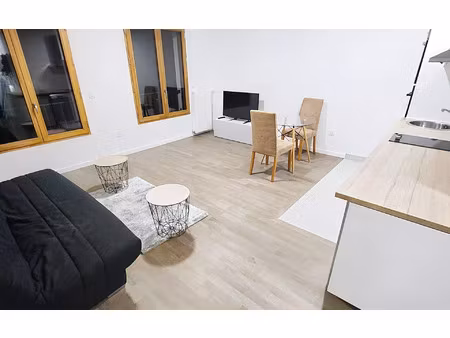 location appartement  29.66 m² t-1 à châtenay-malabry  902 €