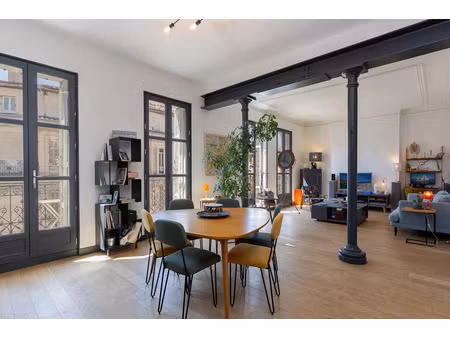 13001 : superbe t3 renove dans le secteur republique / sadi carnot