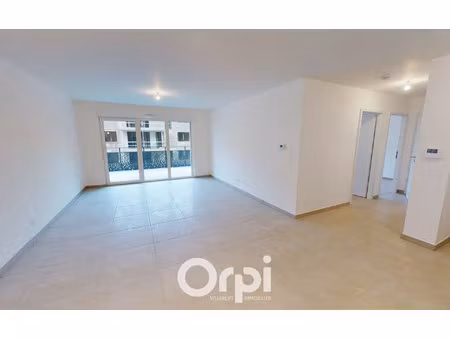 location appartement  m² t-3 à mont-saint-martin  1 200 €