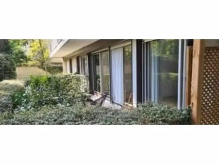 t2 / 33m² / nogent-sur-marne (rer a)