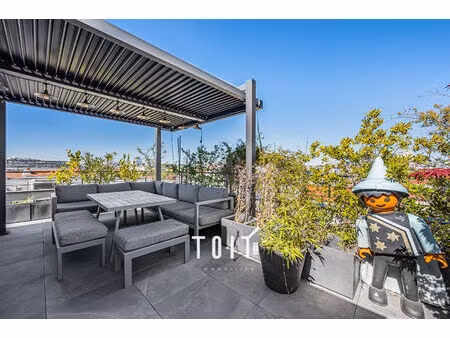 maison 8 pièces familiale - piscine - jardin - terrasse - stationnement