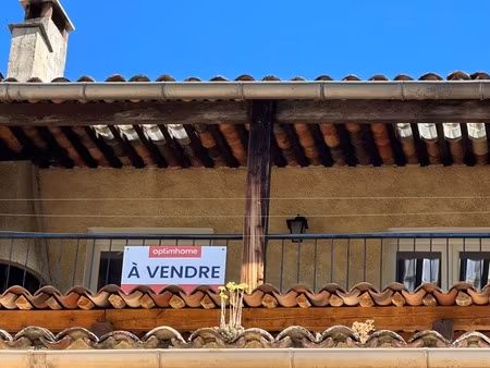 proche gréoux les bains : appartement de caractère 3 chambres avec terrasse et garage