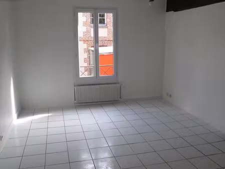 location appartement 3 pièces 52 m² à maintenon (28130)  535 €